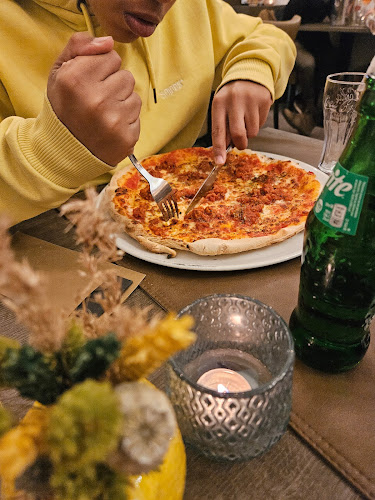 Opinii despre Pizzeria Ristorante Girasole în Roeselare - Horeca