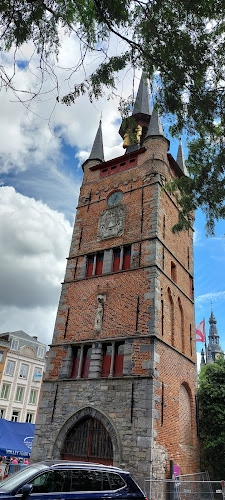 Comments and reviews of Wekelijkse maandagmarkt Kortrijk