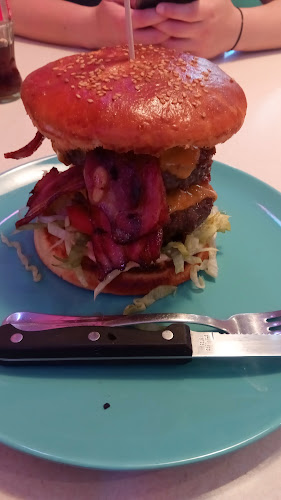 Opinii despre Lucky's Diner - Smash Burgers à Huy în Huy - Horeca