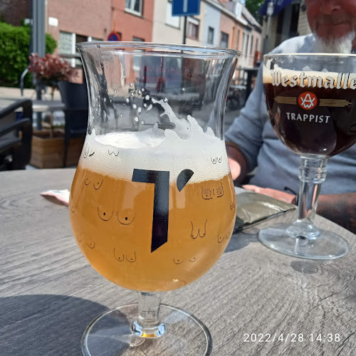 Opinii despre Eet- & praatcafe Primus în Gent - Horeca