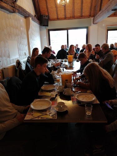 De Kasteelhoeve Open Times