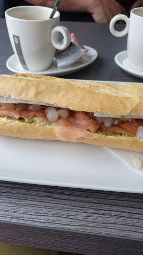 Comentarii opinii despre Broodjeszaak Pitoe