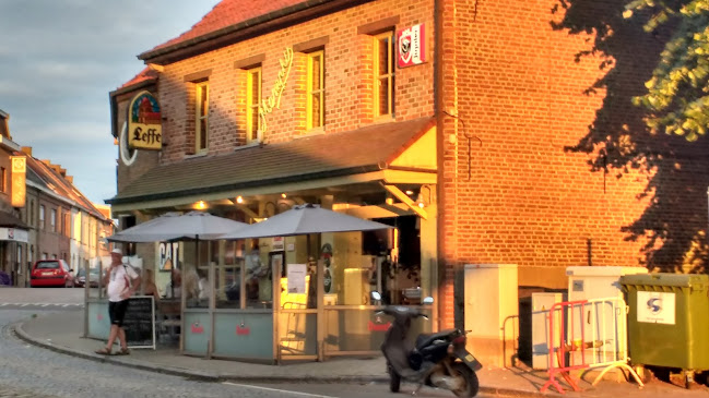 Memphis Praat- en eetcafé Phone number