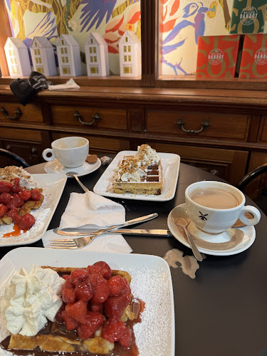 Comentarii opinii despre Maison Dandoy - Galeries