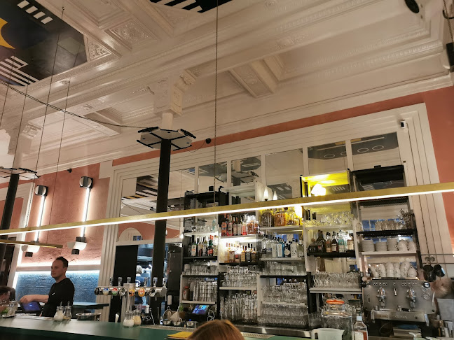 Opinii despre Café Flora în Brussel - Horeca