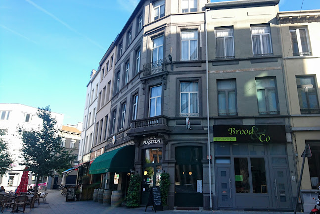 Comments and reviews of Café Plastron