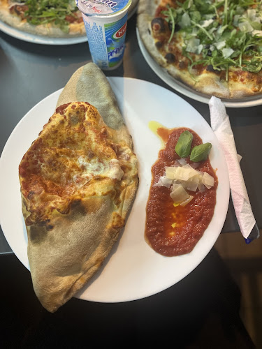 Comments and reviews of Méditerranéen - Pizzeria et Restaurant Halal