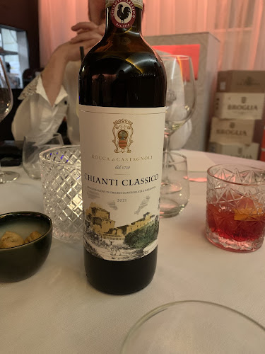 Comentarii opinii despre Au Gusto Wine & Dine