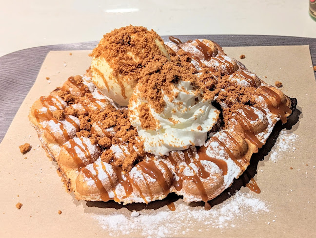 Boba Eetcafé Open Times