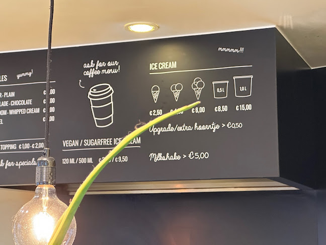 Comments and reviews of oyya - waffles & ice cream