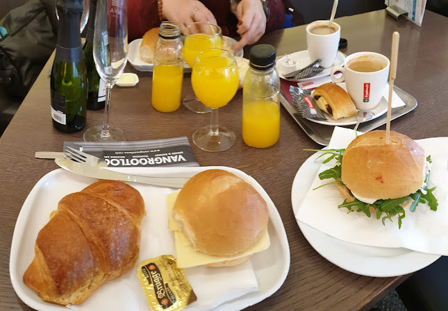 Comentarii opinii despre Vangrootloon Shopping