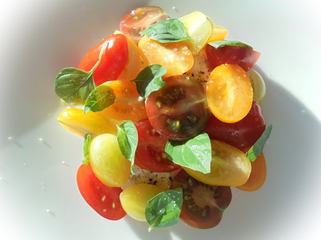 Comentarii opinii despre Vinnie's Easy Food Fair