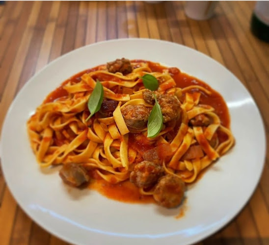 Pizzeria Gastronomia Mediterranea A Muntagna - Horeca