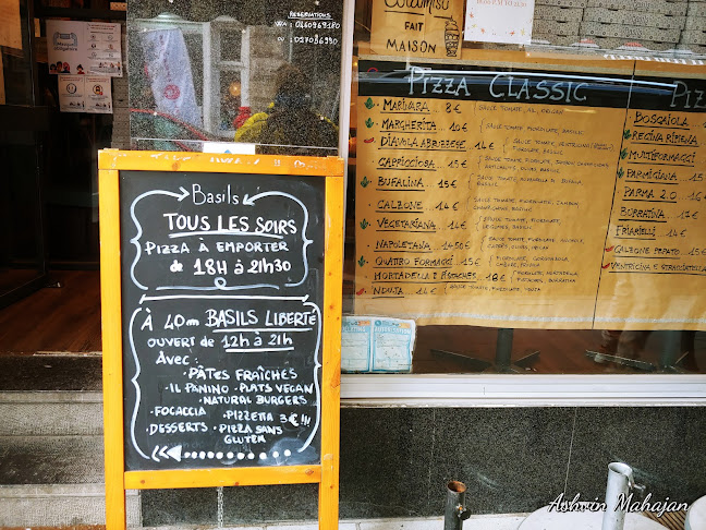 Comentarii opinii despre Basils