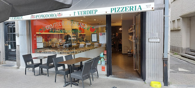 Wekelijkse maandagmarkt Kortrijk