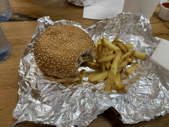 Opinii despre Five Guys Hamburg Jungfernstieg în Tienen - Horeca
