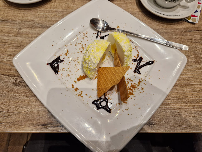 Zero Zero Grand Café