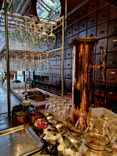 Comments and reviews of La Quincaillerie