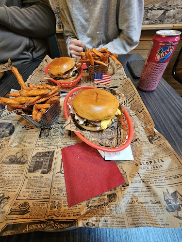 Opinii despre Manhattan'Street în Moeskroen - Horeca