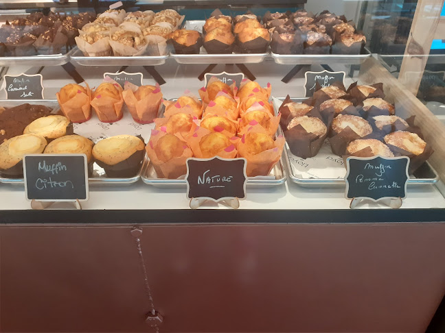 Lloyd Coffee Eatery Louise