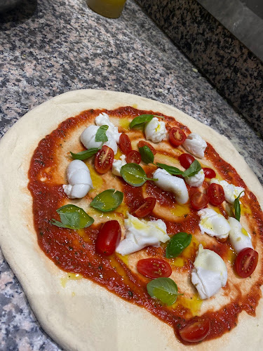 Comments and reviews of Pizza fiorentina