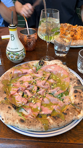 Comentarii opinii despre Basils