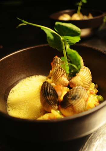 Den Baigneur (Catering) Phone number