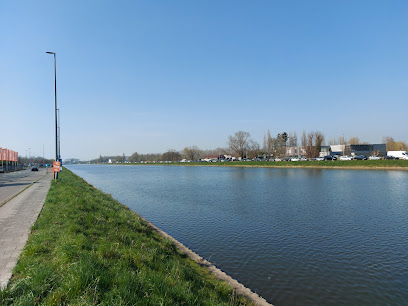 Loods 25- taverne, feestzaal & kayak