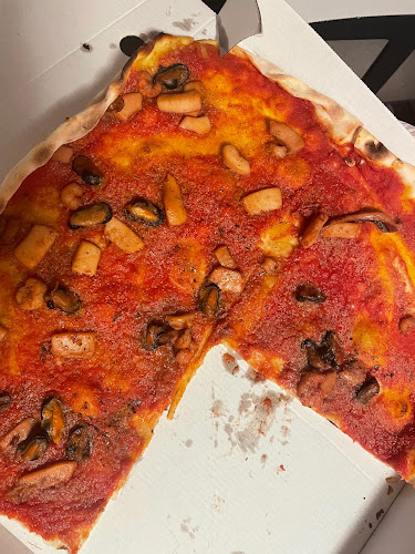 Cosi Com'e Pizzeria Focacceria - Horeca