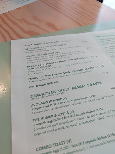 Plus+ | Breakfast & Lunch Spot in Ghent Open Times