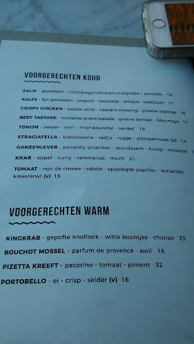 U Eat & Sleep Antwerp Open Times