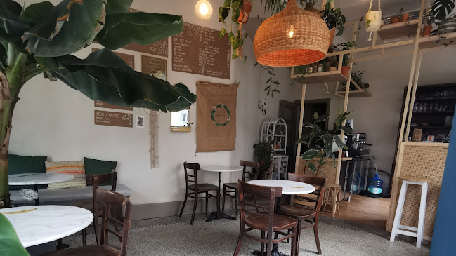 Nana Cafe Open Times