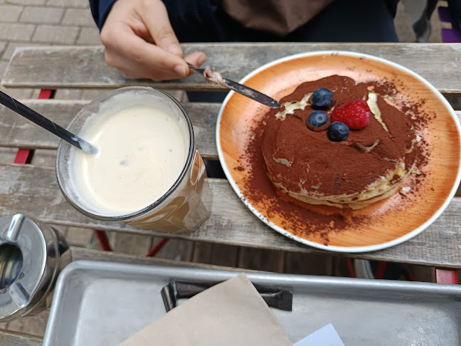 Lloyd Coffee Eatery Louise - Horeca