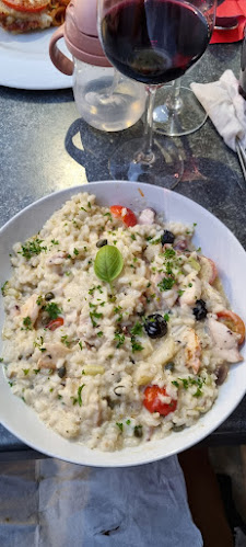https://www.facebook.com/restaurantioroberto/?locale=fr_FR