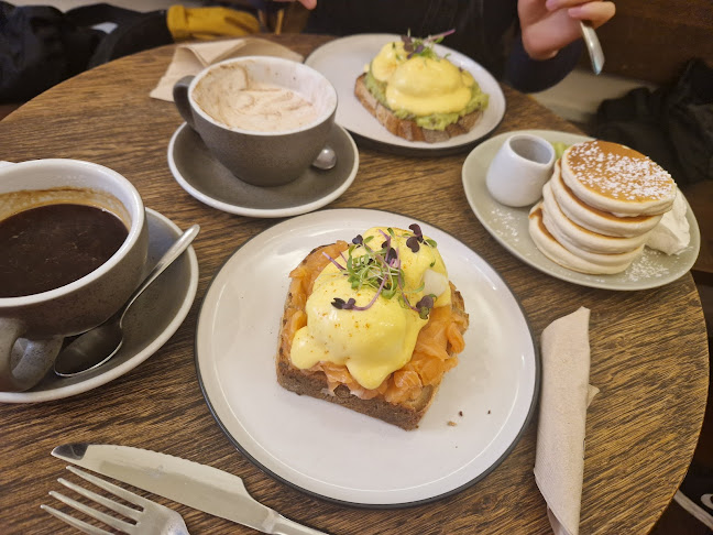 Opinii despre Cup 28°. în Brussel - Horeca