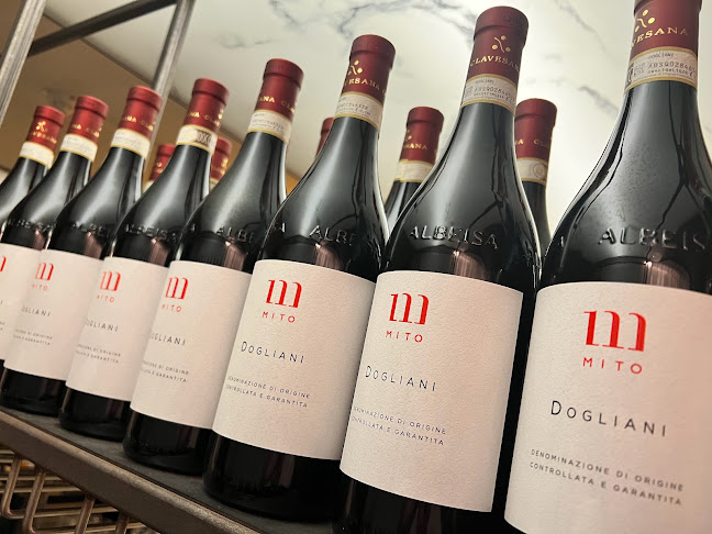 Comentarii opinii despre Au Gusto Wine & Dine