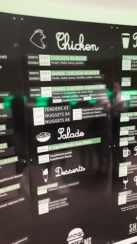 Comentarii opinii despre Shake'N Out Burger