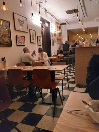 Comentarii opinii despre Social Club Hasselt