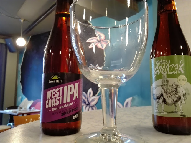 Comentarii opinii despre Eskobar