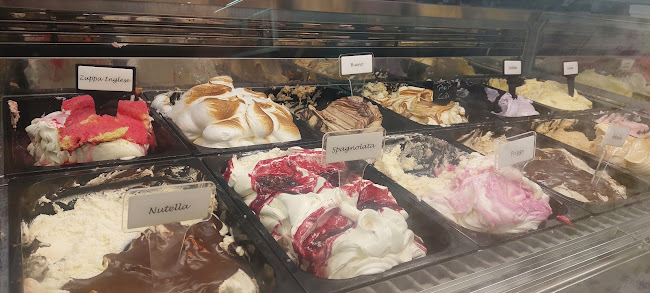 Reviews of Gelatissimo (Là où le Service est aussi glacé que le reste) in Fleurus - Horeca