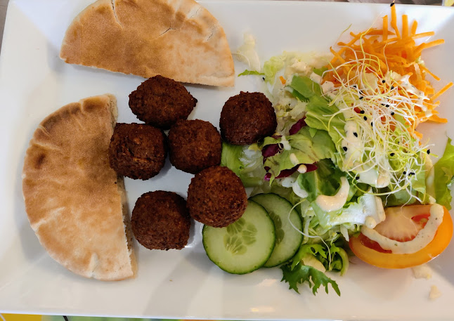 Pita Geel Phone number