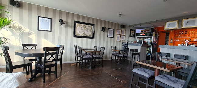 Comentarii opinii despre Le stop By arthus