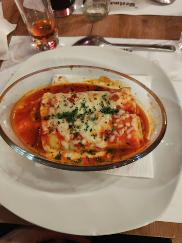 Comments and reviews of Delizia Restaurant