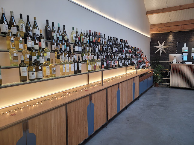 Wijnwinkel Primitivo Open Times