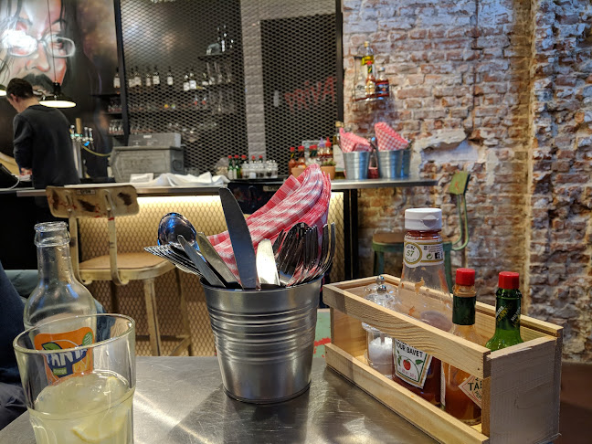 Van Schoonbekeplein 9, 2000 Antwerpen