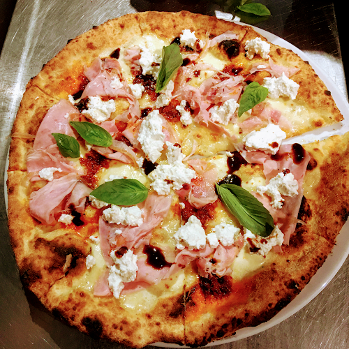 Opinii despre Pizza Fresca în Sint-Gillis - Horeca