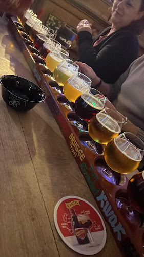 Comentarii opinii despre Little Delirium