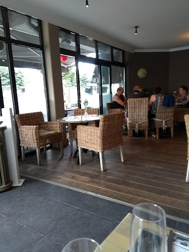 Comentarii opinii despre Happy Seasons : Breakfast | Lunch | High-tea