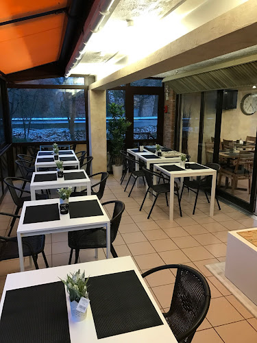 Opinii despre La Boule de Chrystal în Ottignies-Louvain-la-Neuve - Horeca