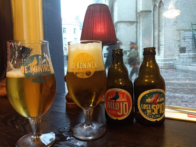 Grand Café De Rooden Hoed